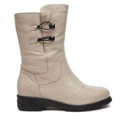 Botki Caprice. Brązowe botki Caprice, bez wzorów, bez obcasa, na płaskiej podeszwie, bez zapięcia. Za 299.99 zł.