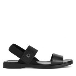 Sandały Lasocki. Czarne sandały Lasocki, bez wzorów, bez obcasa, na płaskiej podeszwie, bez zapięcia. Za 119.99 zł.