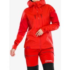 Kurtka z membraną damska Berghaus MTN Guide Alpine Pro Jacket. Czerwone kurtki Berghaus, bez wzorów, bez kaptura. W wyprzedaży za 1,759.10 zł.