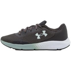 Buty biegowe damskie Under Armour W Charged Pursuit 3. Czarne buty do biegania Under Armour, bez wzorów, bez zapięcia, do biegania. Za 149.99 zł.