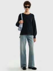 Sweter damski z ozdobnym splotem czarny Acidia 906. Czarne swetry BIG STAR, na jesień, l, bez wzorów, z dzianiny, eleganckie, bez ramiączek. W wyprzedaży za 199.99 zł.