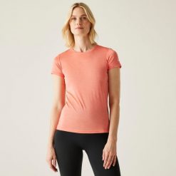 Koszulka sportowa damska Fingal Edition szybkoschnąca. Czerwone t-shirty sportowe Regatta, bez wzorów, bez ramiączek, trekkingowe. W wyprzedaży za 88.95 zł.