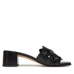 Klapki Unisa. Czarne klapki Unisa, bez wzorów, bez obcasa, bez zapięcia. Za 329.99 zł.