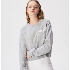 Bluza z kotem w kieszonce - Jasny szar. Bluzy marki Sinsay. Za 39.99 zł.
