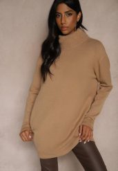 Beżowy Casualowy Golf Oversize z Wiskozą i Modalem Emira. Brązowe swetry Renee, m, bez wzorów, z wiskozy, bez ramiączek. W wyprzedaży za 71.99 zł.