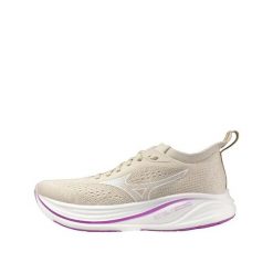 Buty biegowe Mizuno Neo Zen 2 Beige. Brązowe buty do biegania Mizuno, bez wzorów, z dzianiny, bez zapięcia, do biegania. Za 555.70 zł.