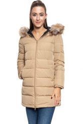 DAMSKA KURTKA ZIMOWA WRANGLER LONG PUFFER CLAY BEIGE W4126VJWM 112128761. Brązowe kurtki Wrangler, na zimę, xs, bez wzorów, z futra, bez kaptura. W wyprzedaży za 129.99 zł.
