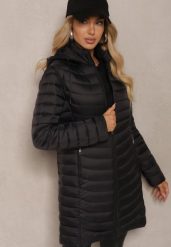 Czarna Kurtka o Wydłużonym Kroju Pikowana z Odpinanym Kapturem Sintinea. Czarne kurtki Renee, l, bez wzorów, z jeansu, eleganckie. W wyprzedaży za 134.99 zł.