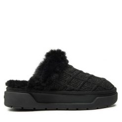 Kapcie Guess. Czarne kapcie Guess, z aplikacjami. Za 399.99 zł.