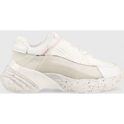 Pinko sneakersy Ribino 4.0 kolor biały. Białe buty sportowe lifestyle Pinko, bez wzorów, z gumy, sportowe, z okrągłym noskiem, bez zapięcia. W wyprzedaży za 799.99 zł.