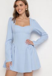 Niebieska Koktajlowa Sukienka o Rozkloszowanym Kroju z Falbankami i Gorsetem Farian. Niebieskie sukienki Born2be, na spotkanie biznesowe, l, bez wzorów, eleganckie, bez kołnierzyka, bez ramiączek, mini, gorsetowe. W wyprzedaży za 127.49 zł.