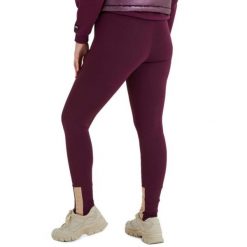 Legginsy sportowe damskie Ellesse Natura. Fioletowe legginsy Ellesse, bez wzorów, z elastanu, sportowe. Za 135.00 zł.