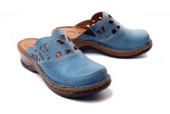 JOSEF SEIBEL 56541 95 515 Catalonia 41 Capri azur, klapki damskie. Niebieskie klapki Josef Seibel, w ażurowe wzory, ze skóry, bez obcasa, bez zapięcia. Za 329.90 zł.