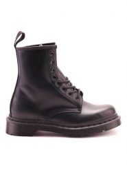 Dr. Martens Skórzane botki w kolorze czarnym rozmiar: 41. Czarne botki Dr Martens, bez wzorów, bez obcasa, bez zapięcia. Za 748.50 zł.