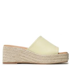 Espadryle DeeZee. Zielone espadryle DeeZee, bez wzorów, bez obcasa. Za 129.99 zł.