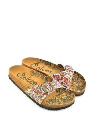 Calceo Klapki ze wzorem rozmiar: 41. Klapki Calceo, bez wzorów, z materiału, klasyczne, z otwartym noskiem, bez obcasa, bez zapięcia. Za 166.88 zł.