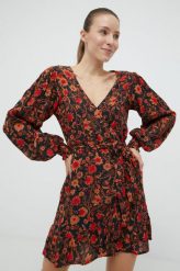Billabong sukienka kolor czarny mini rozkloszowana. Czarne sukienki Billabong, l, bez wzorów, bez kołnierzyka, bez ramiączek, mini, rozkloszowane. W wyprzedaży za 209.99 zł.