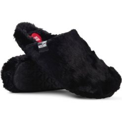 Kapcie Love Moschino. Czarne kapcie bez wzorów. Za 709.00 zł.