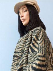 Rozpinana dzianinowa bluza ze stójką - wielobarwny. Bluzy Sinsay, l, bez wzorów, z dzianiny, bez ramiączek, bez kaptura. Za 59.99 zł.