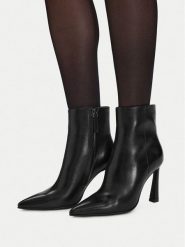 GINO ROSSI Botki EO-GL988A-5-180-3 Czarny. Czarne botki Gino Rossi, bez wzorów, ze skóry, bez obcasa, na szpilce, bez zapięcia. Za 549.99 zł.