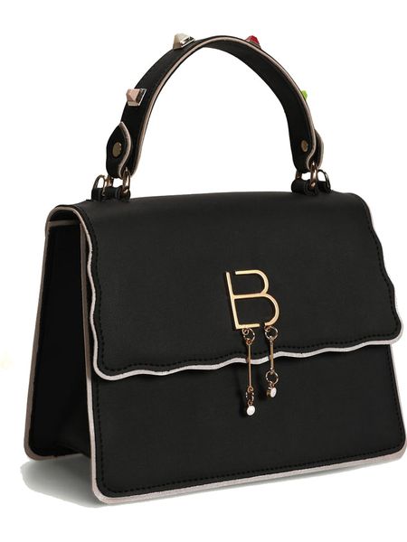 Lucky Bees Torebka w kolorze czarnym - 25 x 19 x 12 cm rozmiar: onesize. Czarne torebki klasyczne Lucky Bees, bez wzorów, z materiału, przez ramię, bez dodatków. Za 100.99 zł.