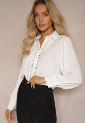 Biała Koszula z Eleganckimi Ażurowymi Wstawkami Meristas. Białe koszule Renee, l, w ażurowe wzory, eleganckie, bez kołnierzyka, bez ramiączek. W wyprzedaży za 63.99 zł.