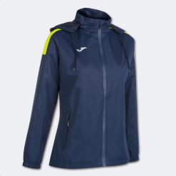 Wiatrówka damska Joma TRIVOR. Niebieskie kurtki przeciwdeszczowe Joma, bez wzorów, bez kaptura. Za 284.00 zł.