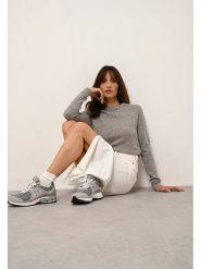 Just Cashmere Kaszmirowy sweter "Jane" w kolorze szarym rozmiar: L. Szare swetry Just Cashmere, l, bez wzorów, z kaszmiru, bez ramiączek. Za 290.57 zł.