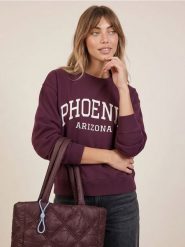 Dresowa bluza crewneck z napisem - bordowy. Czerwone bluzy Sinsay, l, bez wzorów, z dresówki, bez ramiączek, bez kaptura. Za 35.99 zł.