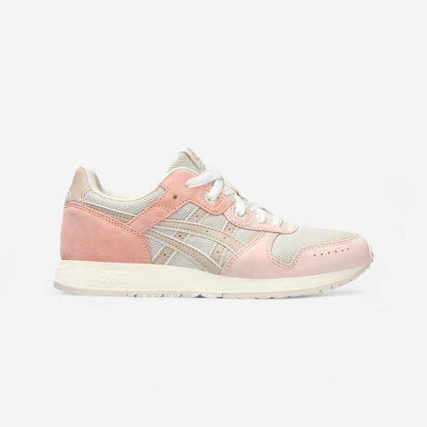 Buty sportowe damskie ASICS Gel Lyte Classic. Czerwone buty sportowe lifestyle ASICS, bez wzorów, z meshu, klasyczne, bez zapięcia, Asics Gel Lyte. W wyprzedaży za 229.99 zł.