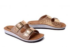 INBLU CP-63 026 piaskowy, klapki damskie. Brązowe klapki Inblu, bez wzorów, bez obcasa, bez zapięcia. Za 80.99 zł.