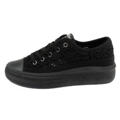 Buty Lee Cooper LCW-23-44-1618L trampki koronkowe czarne. Czarne trampki w ażurowe wzory, z gumy, klasyczne, bez zapięcia. Za 172.62 zł.