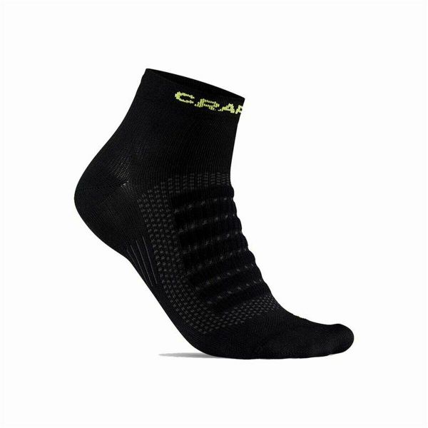 Skarpety Sportowe Craft Adv Dry Mid Czarny. Czarne skarpetki Craft, bez wzorów. Za 88.85 zł.