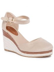 Foreverfolie Sandały w kolorze beżowym na koturnie rozmiar: 41. Brązowe sandały Foreverfolie, bez wzorów, bez obcasa, na koturnie, bez zapięcia. Za 113.99 zł.