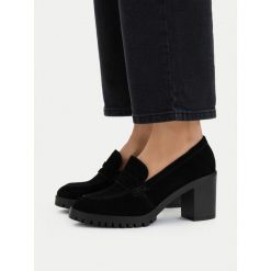 Półbuty Lasocki. Czarne półbuty wsuwane Lasocki, bez wzorów, bez obcasa, na obcasie. Za 229.99 zł.