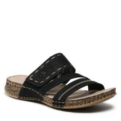Klapki Rieker. Czarne klapki Rieker, bez wzorów, bez obcasa, bez zapięcia. Za 249.99 zł.