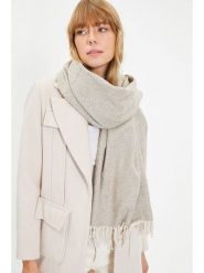 Trendyol Szal w kolorze beżowo-białym - 62 x 200 cm rozmiar: onesize. Brązowe szaliki i kominy Trendyol, bez wzorów, z materiału. Za 73.93 zł.