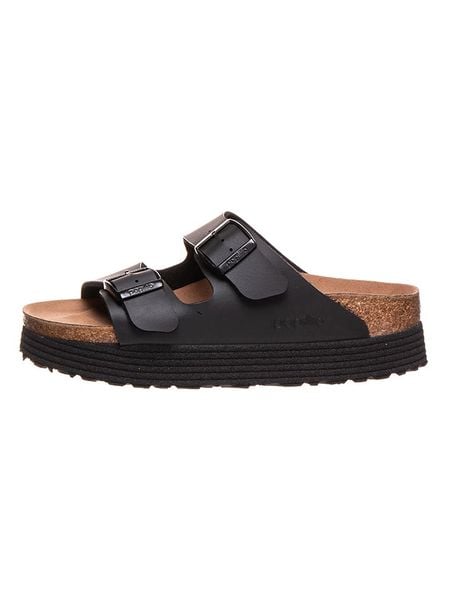 Birkenstock Klapki "Arizona Grooved" w kolorze czarnym rozmiar: 41. Czarne klapki Birkenstock, bez wzorów, klasyczne, z otwartym noskiem, bez obcasa, bez zapięcia. Za 268.55 zł.