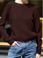 Basic sweter z długimi rękawami - czerwony. Czerwone swetry Sinsay, l, bez wzorów, bez ramiączek. Za 39.99 zł.