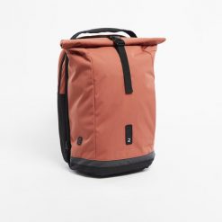 Plecak / sakwa rowerowa Btwin na bagażnik podwójna 27 litrów. Zielone plecaki Decathlon, bez wzorów, z materiału, bez dodatków. Za 339.99 zł.