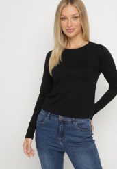 Czarny Klasyczny Sweter z Wiskozą Oleva. Czarne swetry Born2be, m, bez wzorów, z jeansu, biznesowe, bez ramiączek. Za 49.99 zł.