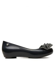 Melissa Baleriny Ultragirl Sweet Xxiv Ad 35855 Czarny. Czarne baleriny Melissa, bez wzorów, z tworzywa sztucznego, bez obcasa, bez zapięcia. Za 189.99 zł.