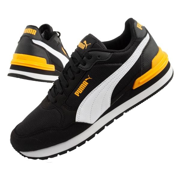 Buty sportowe młodzieżowe Puma ST Runner v4 Mesh. Biała buty sportowe lifestyle Puma, bez wzorów, z meshu, młodzieżowe, bez zapięcia. Za 139.00 zł.