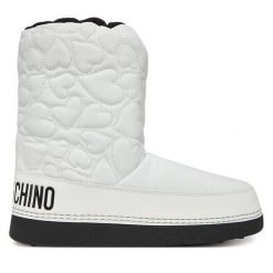 Śniegowce LOVE MOSCHINO. Białe śniegowce Love Moschino, bez wzorów, bez zapięcia. Za 599.99 zł.