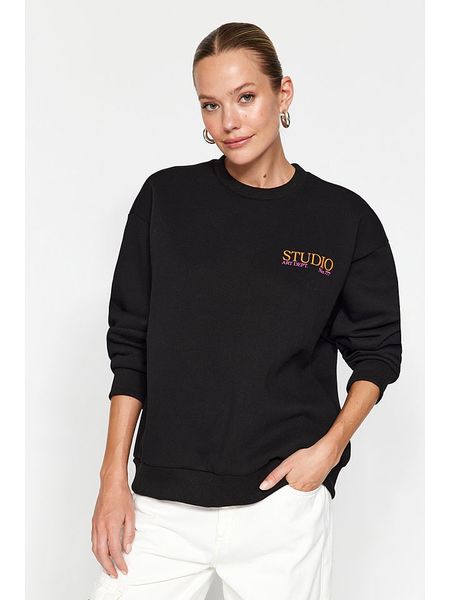 Trendyol Bluza w kolorze czarnym rozmiar: L. Czarne bluzy Trendyol, l, bez wzorów, z bawełny, bez ramiączek, bez kaptura. Za 73.99 zł.