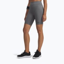 Spodenki treningowe damskie Under Armour Motion Bike EMEA. Zielone szorty sportowe Under Armour, bez wzorów, na fitness i siłownię. Za 119.99 zł.