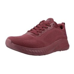 Buty SKECHERS BOBS SQUAD Bordeaux. Czerwone buty trekkingowe Skechers, z tkaniny, bez zapięcia. Za 267.99 zł.