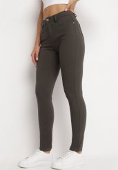Ciemnozielone Spodnie o Fasonie Skinny Zapinane na Guzik i Suwak z Kieszeniami Zysuna. Zielone jeansy Born2be, m, bez wzorów, z jeansu. Za 99.99 zł.