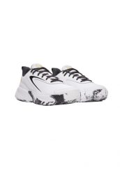 Buty do koszykówki Under Armour Lockdown 8 Białe. Białe buty treningowe Under Armour, bez wzorów, z gumy, bez zapięcia, na fitness i siłownię. Za 350.15 zł.