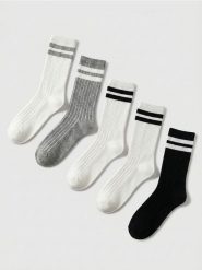 Prążkowane skarpetki w paski 5 pack - wielobarwny. Skarpetki Sinsay, bez wzorów, prążkowane. Za 17.99 zł.
